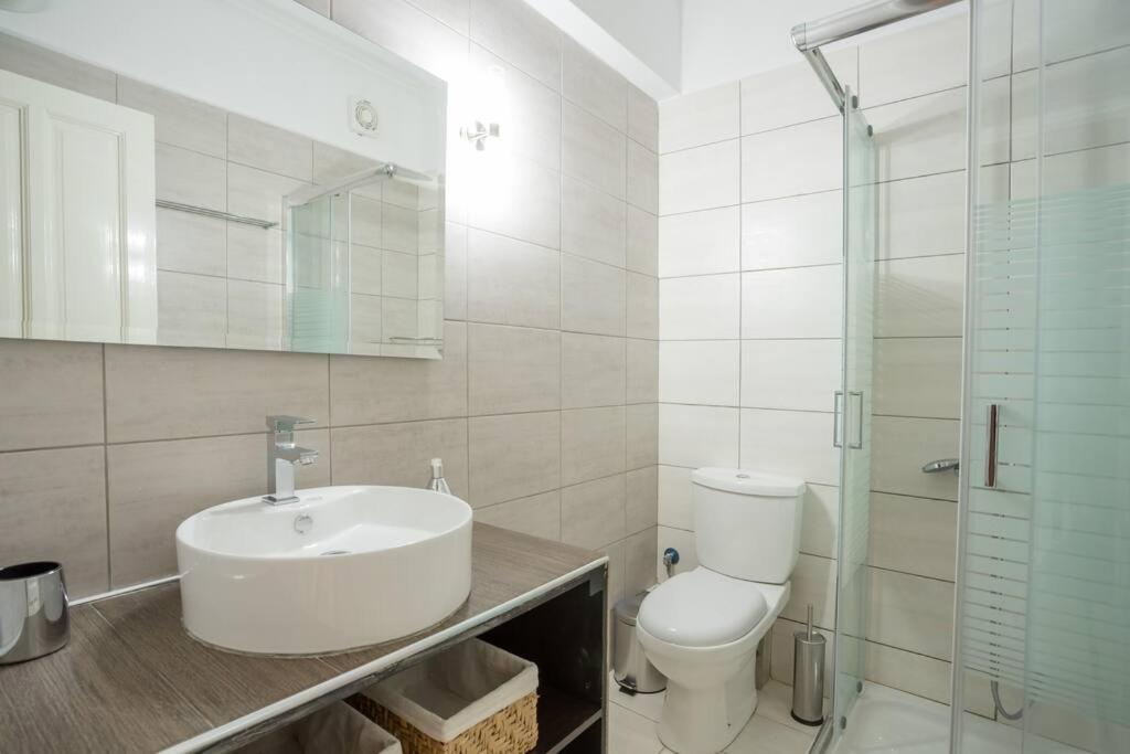 New  2 Bedroom/ 2 Bath Ap.Nidri, Familia Extérieur photo
